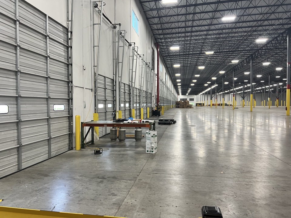 Warehouse loading dock doors